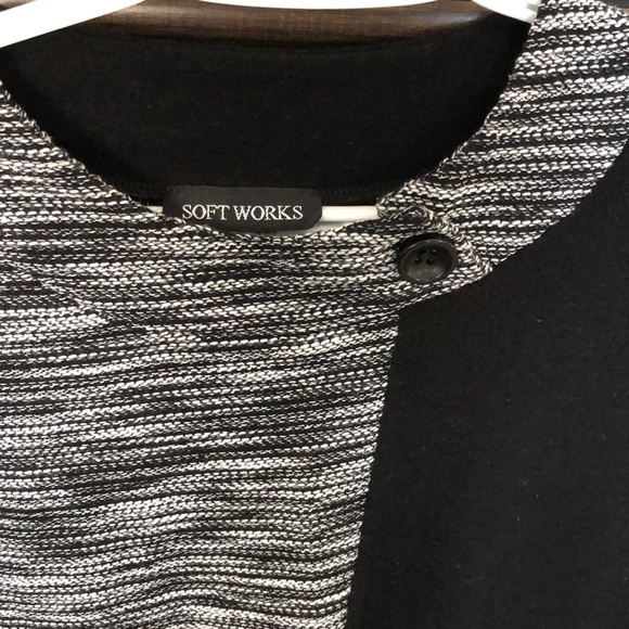 Top - Picture 4 of 4